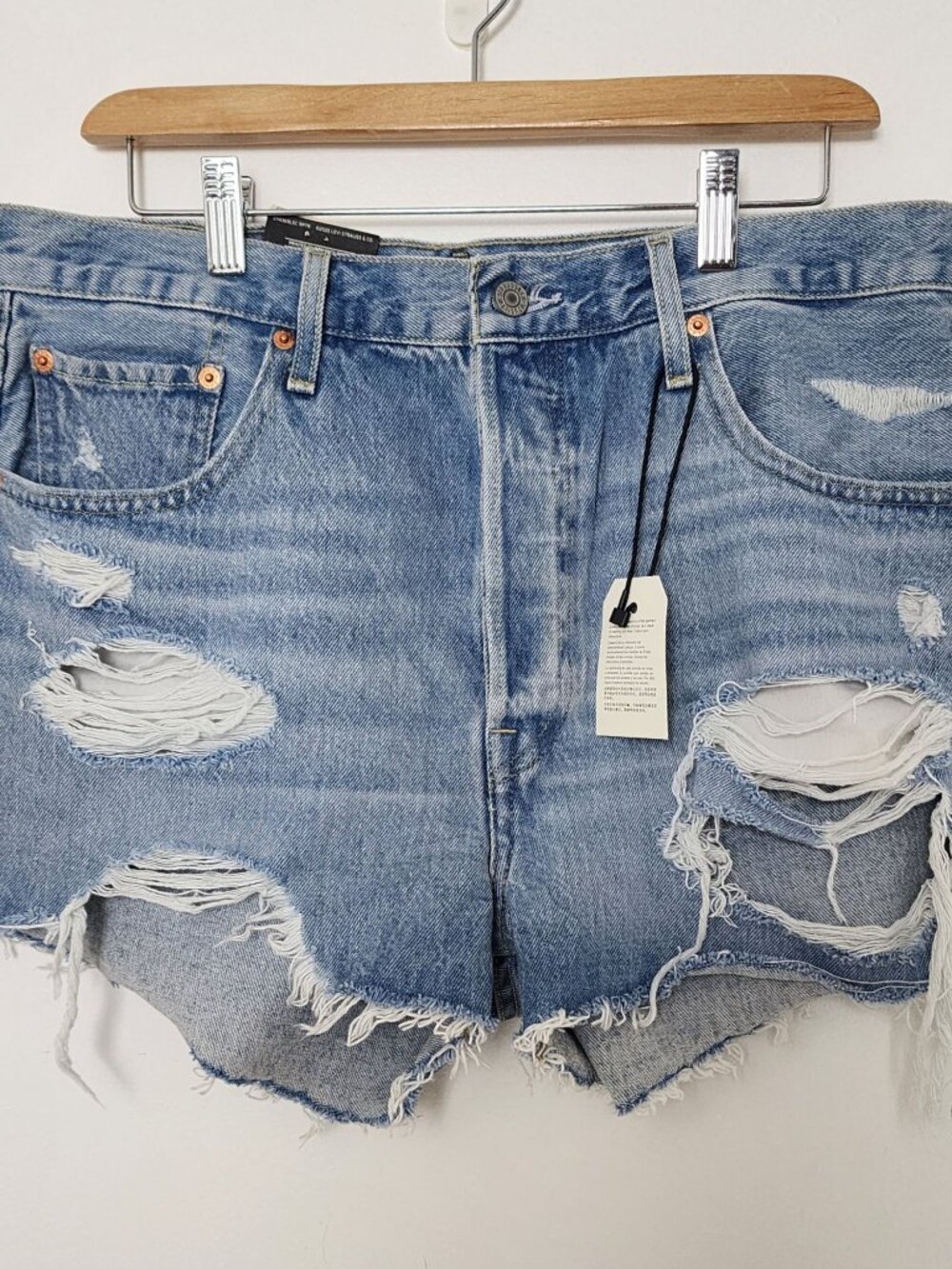 Levis 501 Distressed Denim Cutoff Shorts High Rise Button Fly 32 W Frayed NWT